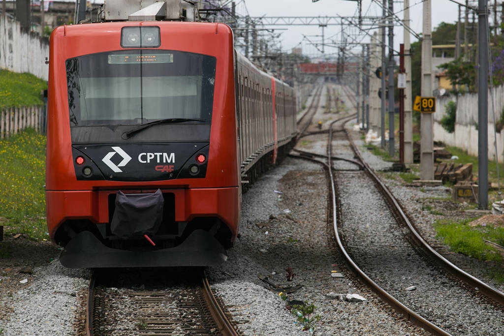PROBLEMAS NA SINALIZAÇÃO AFETAM CIRCULAÇÃO DE TRENS NA LINHA 12-SAFIRA E REDUZEM VELOCIDADE NA LINHA 11-CORAL