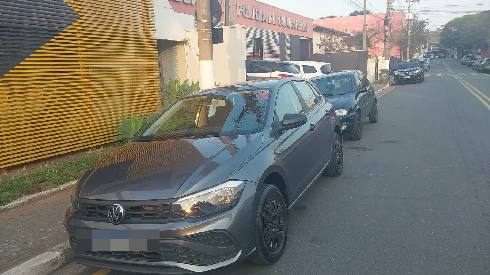 POLÍCIA FRUSTRA TENTATIVA DE ESTELIONATO EM GUARAREMA E PRENDE FORAGIDO