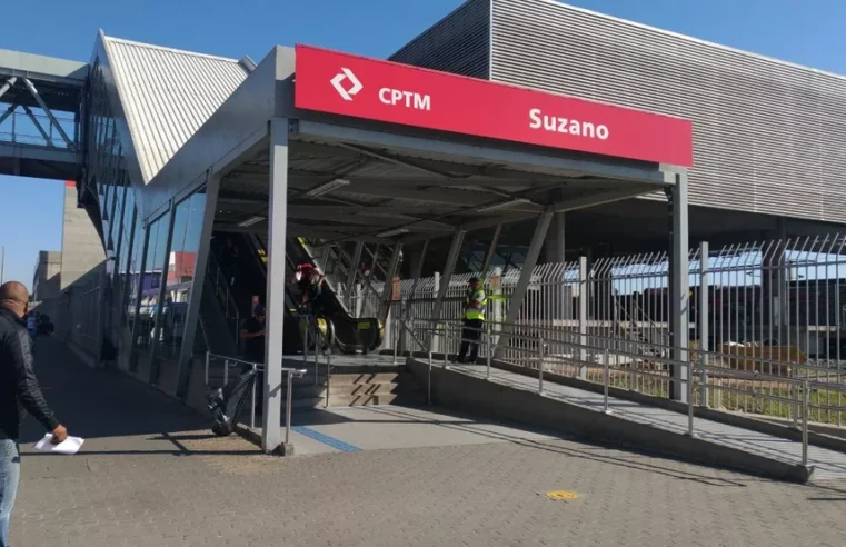 MULHER CAI ENTRE O TREM E A PLATAFORMA NA ESTAÇÃO SUZANO