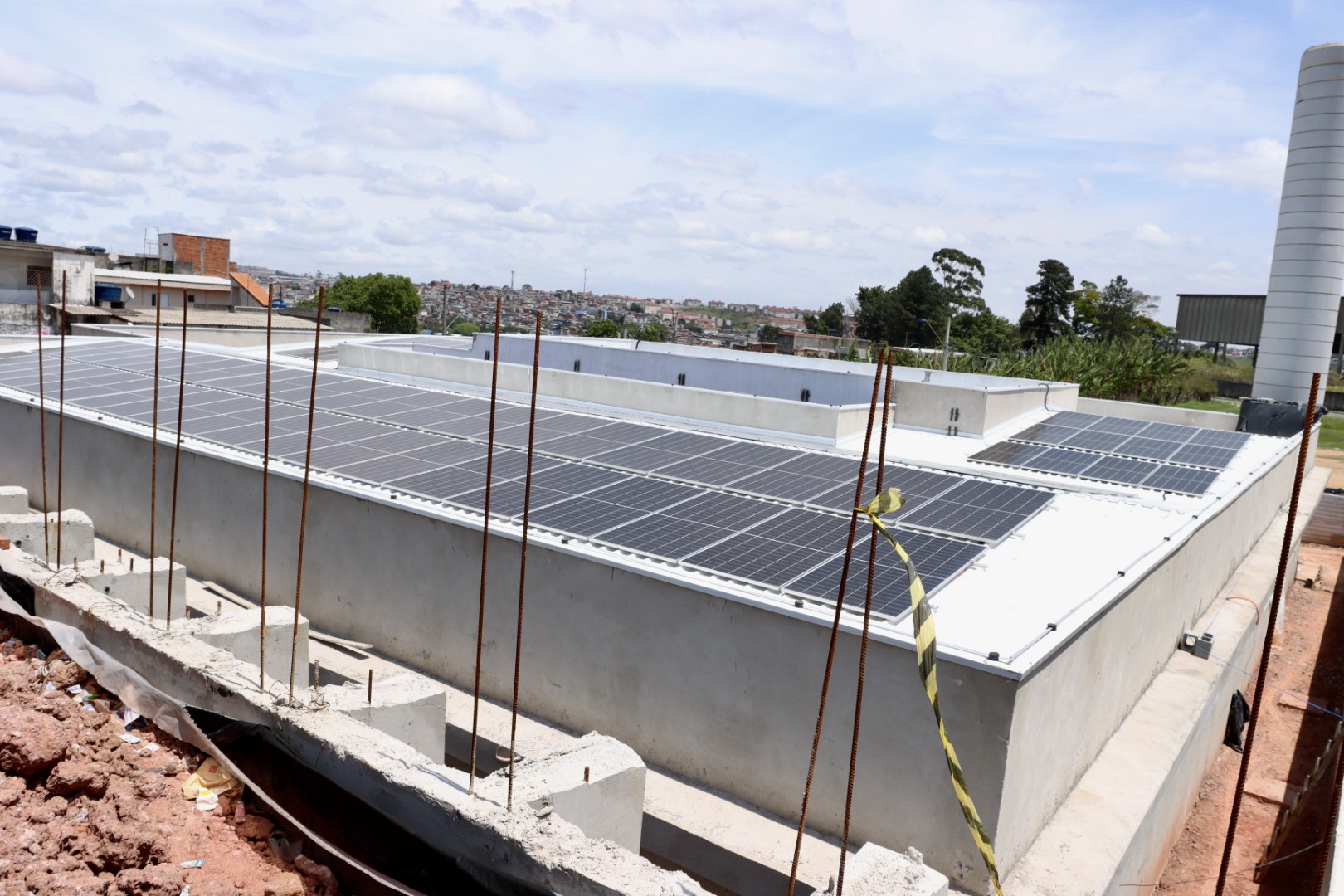 ITAQUAQUECETUBA AVANÇA COM A CONSTRUÇÃO DE DUAS NOVAS ESCOLAS QUE VÃO GERAR 750 VAGAS