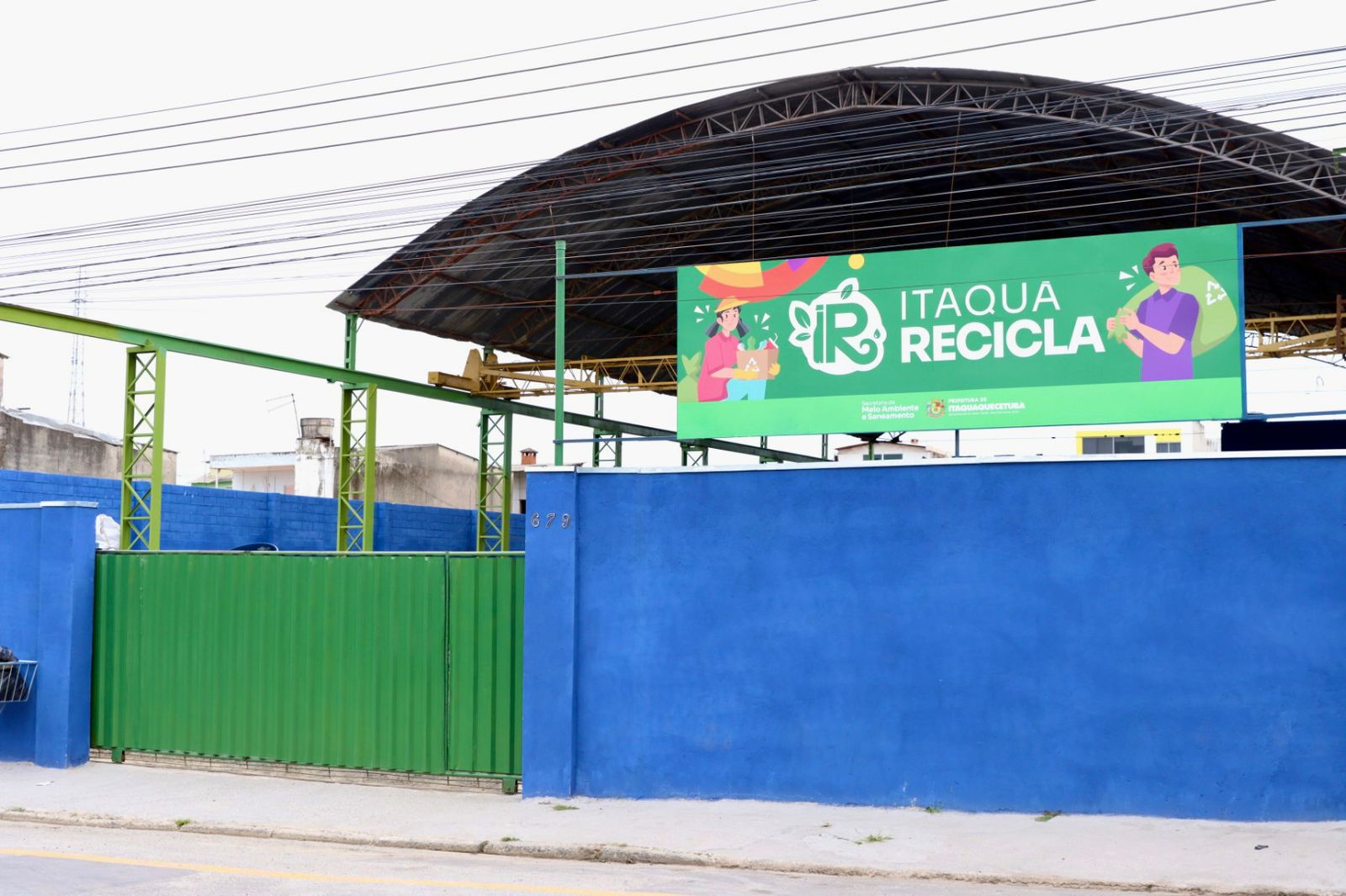 ITAQUAQUECETUBA INAUGURA COOPERATIVA DE RECICLAGEM E INICIA COLETA SELETIVA PORTA A PORTA