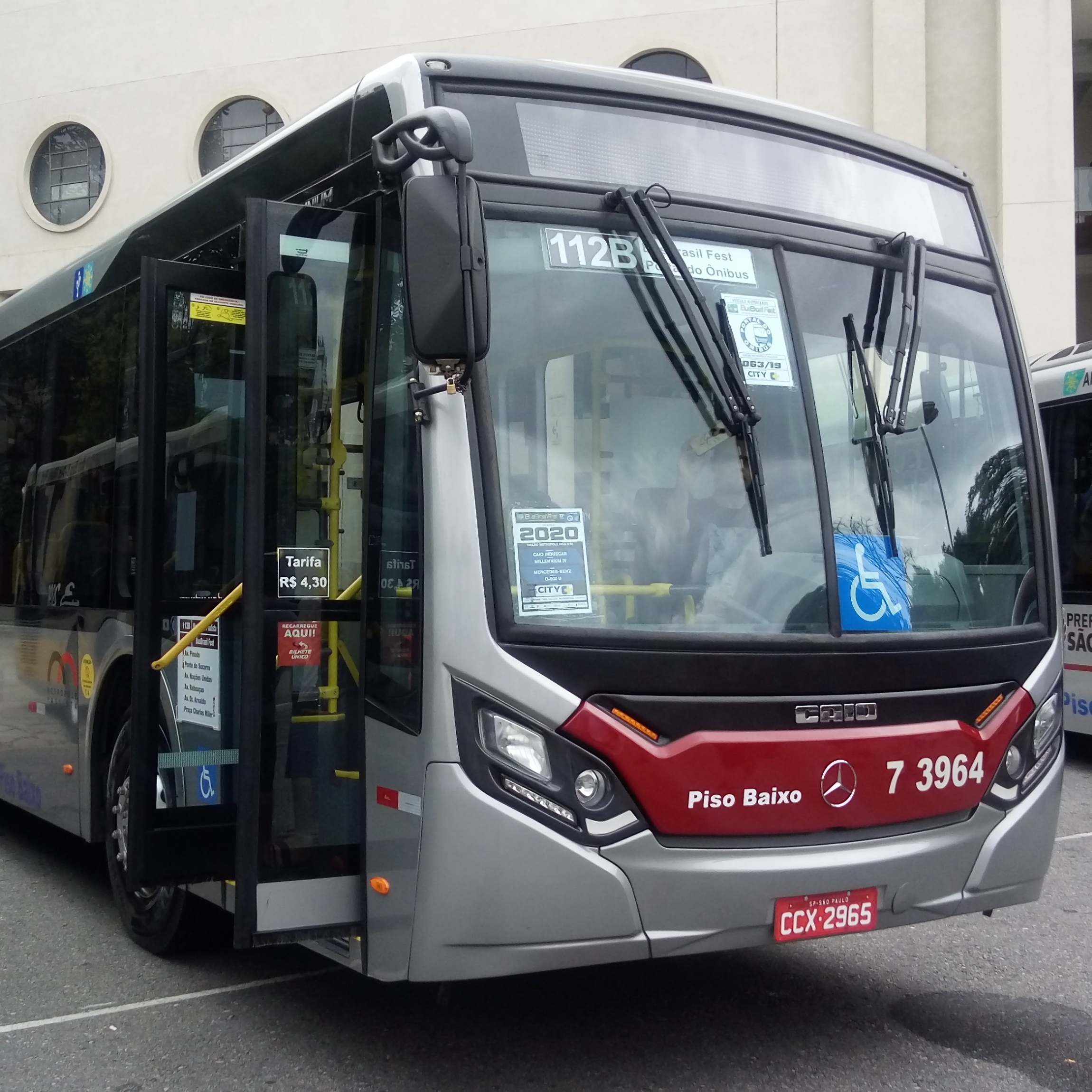 ALTA DO DÓLAR PODE IMPACTAR TARIFA DE ÔNIBUS EM SP