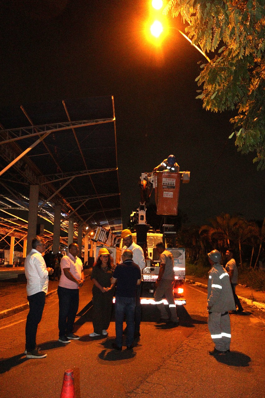 PREFEITURA DE POÁ REVITALIZA TERMINAIS RODOVIÁRIOS COM NOVA ILUMINAÇÃO E LIMPEZA