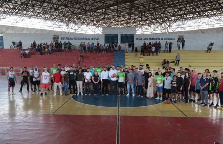 GINÁSIO AMÉRICO FRANCO RETOMA ATIVIDADES COM PARTIDA FESTIVA DE BASQUETE