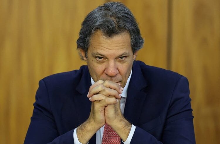 GOVERNO REVOGA ATO SOBRE PIX APÓS REPERCUSSÃO NEGATIVA E FAKE NEWS