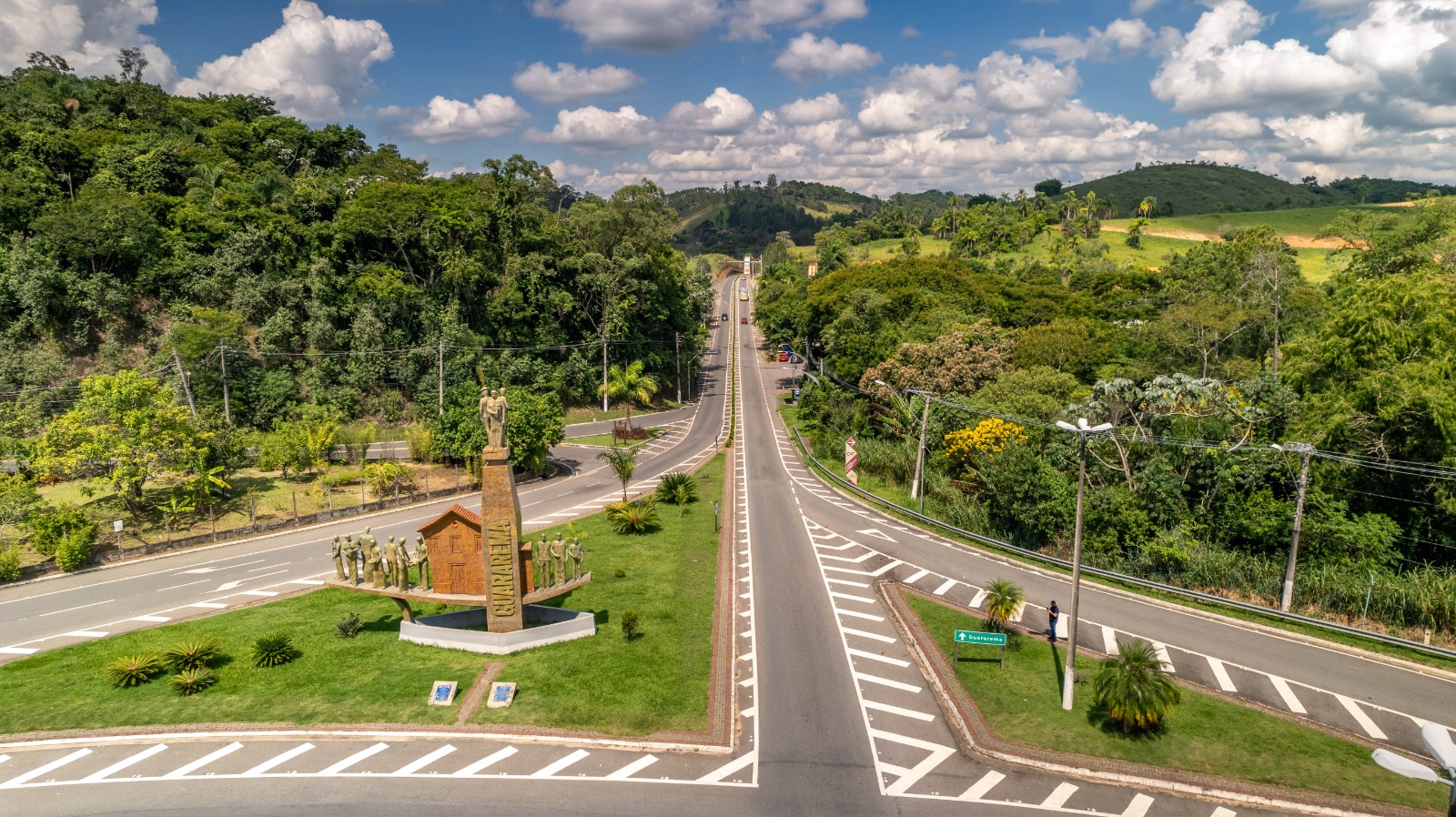 GUARAREMA PROMOVE CONFERÊNCIA SOBRE DESENVOLVIMENTO URBANO SUSTENTÁVEL
