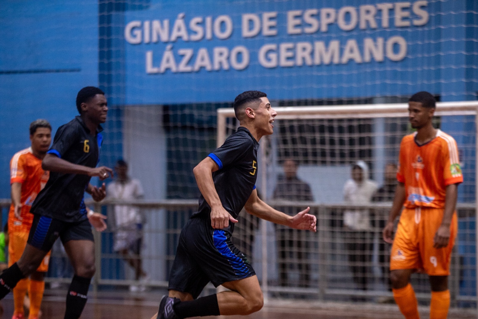 GUARAREMA FUTSAL SUB-20 DECIDE TÍTULO DA COPA LPF NESTA SEXTA EM CASA