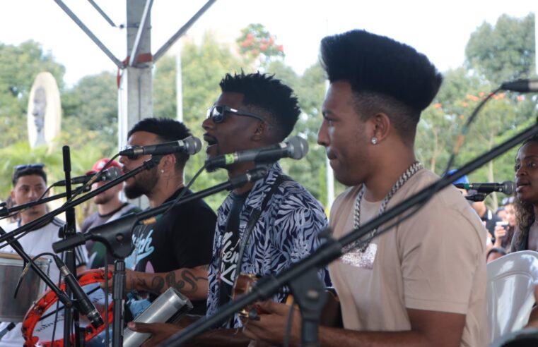 SAMBA NO PARQUE LEVA MÚSICA E CULTURA AFRO AO MAX FEFFER NESTE DOMINGO (03)