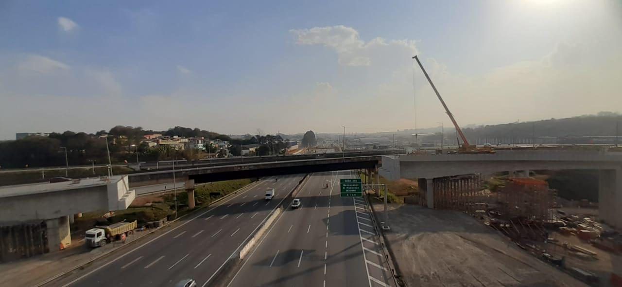 INTERDIÇÃO TOTAL NA DUTRA EM ARUJÁ NESTE FIM DE SEMANA