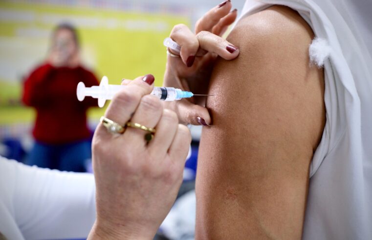 FERRAZ REALIZA CAMPANHA DE VACINAÇÃO CONTRA HPV PARA JOVENS DE 15 A 19 ANOS