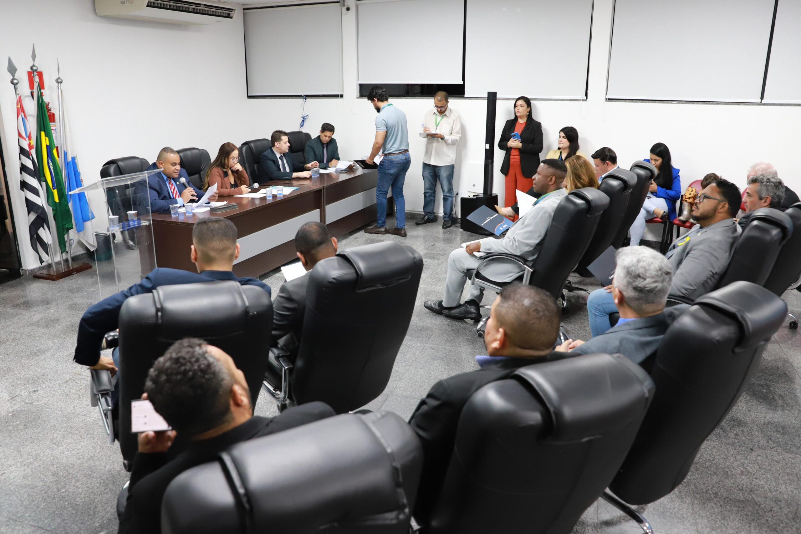 CÂMARA APROVA PROJETOS SOBRE INCLUSÃO, CULTURA E LAZER EM ARUJÁ