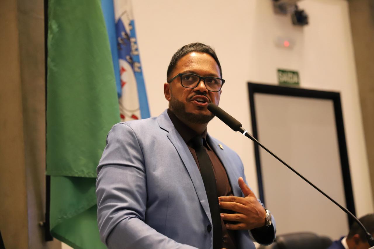 CÂMARA DE ARUJÁ APROVA SEMANA DE COMBATE À EROTIZAÇÃO INFANTIL