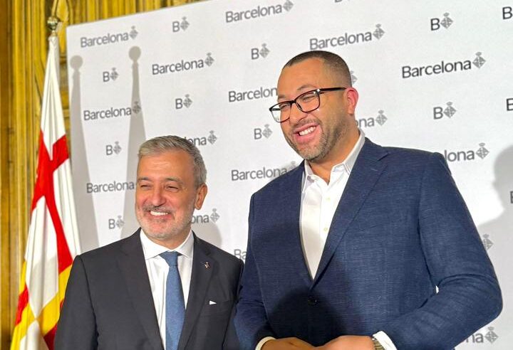 PREFEITO DE POÁ FORTALECE PARCERIAS INTERNACIONAIS DURANTE AGENDA EM BARCELONA