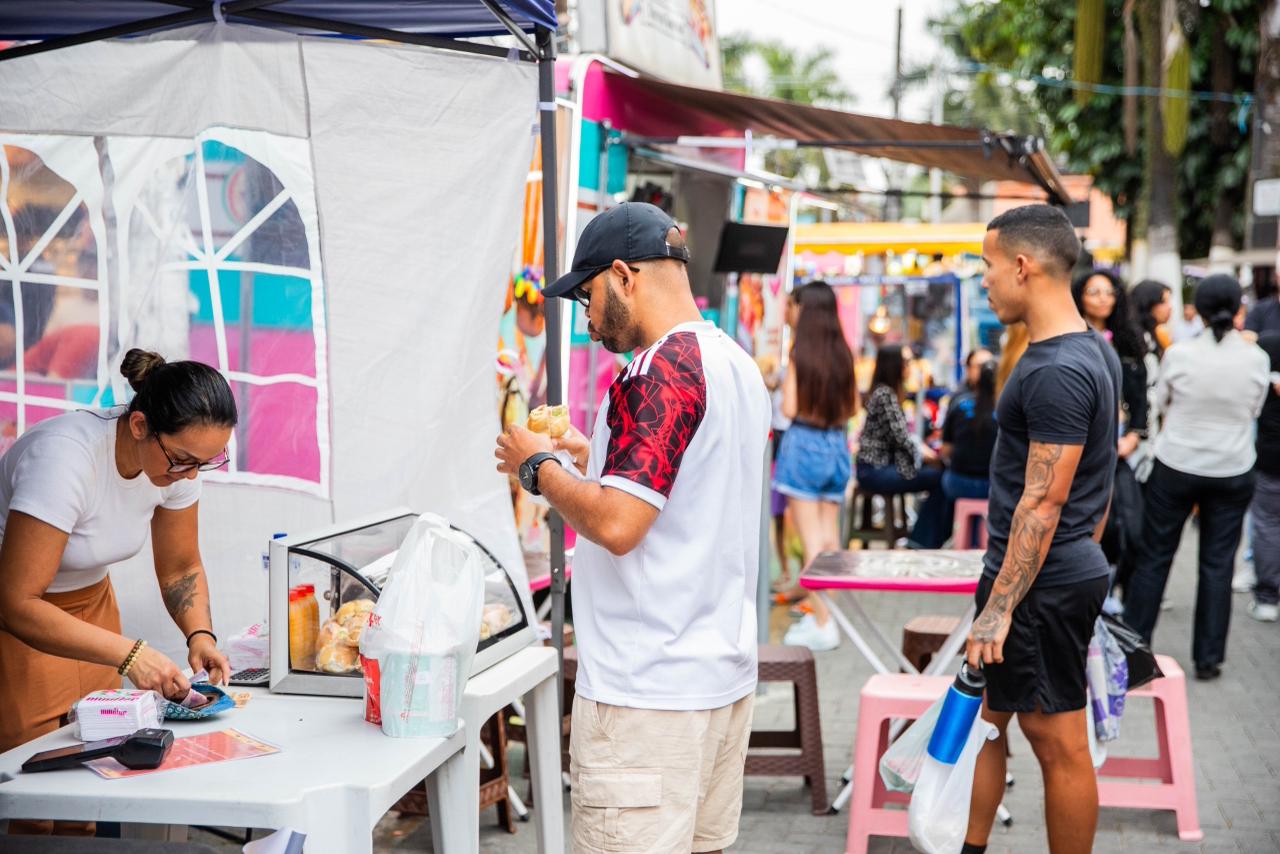 FERRAZ REALIZA “BLACK FOOD” NA FEIRA GASTRONÔMICA NESTA SEXTA (14)