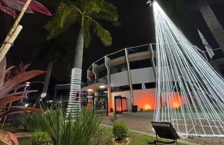 ACENDER DE LUZES DA CÂMARA TERÁ PRESENÇA DO PADRE ANTÔNIO MARIA