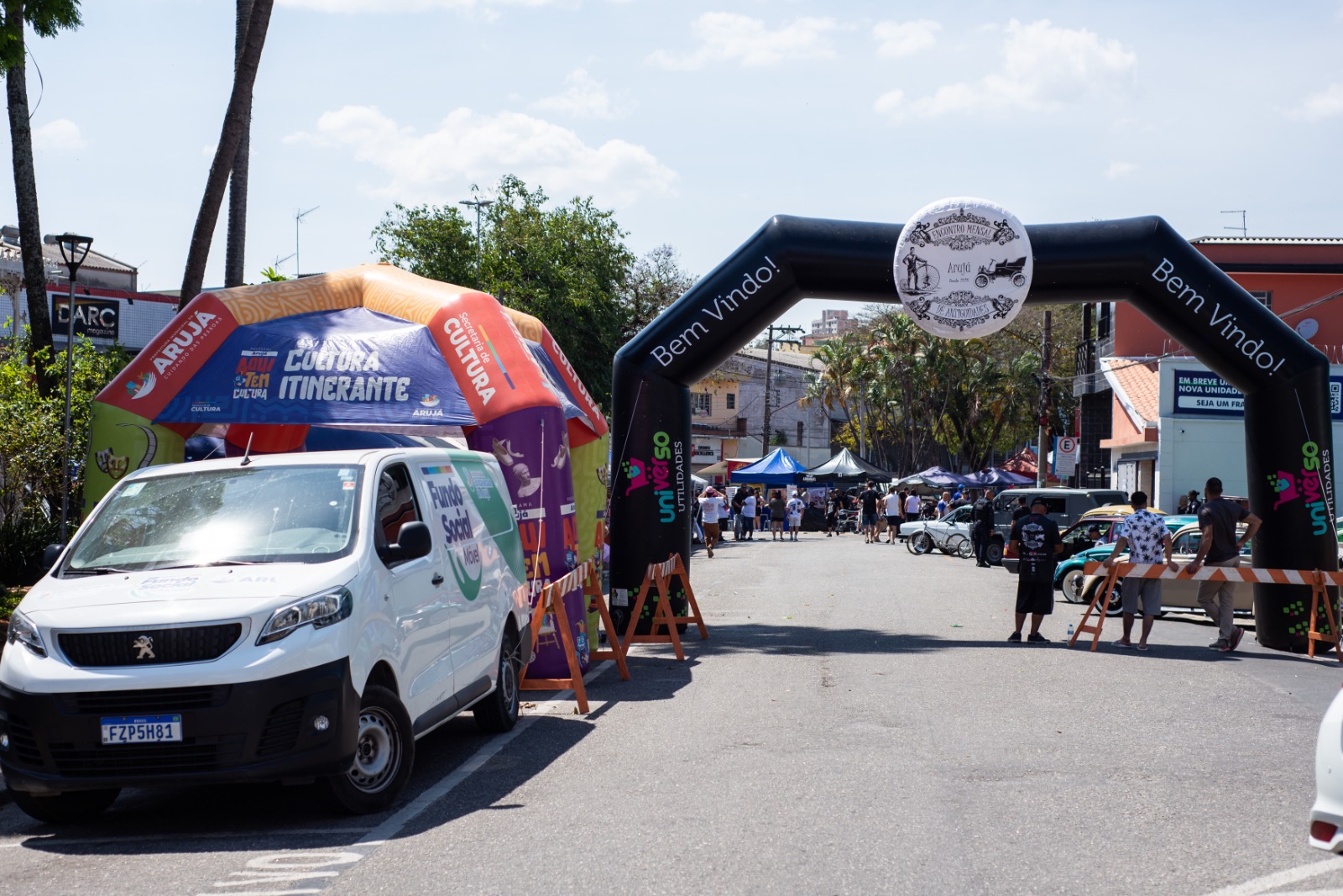 PRAÇA DO CORETO RECEBE FEIRA DO MICROEMPREENDEDOR E ENCONTRO DE ANTIGUIDADES NESTE DOMINGO
