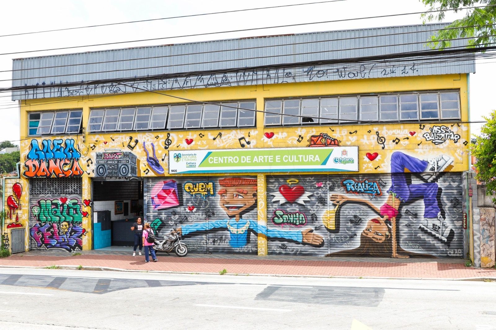 FERRAZ OFERECE AULAS DE MÚSICA GRATUITAS PARA A POPULAÇÃO