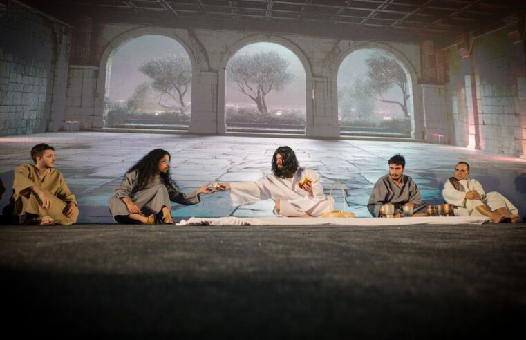 FERRAZ REALIZA ENCENAÇÃO DA PAIXÃO DE CRISTO NO DIA 3 DE ABRIL