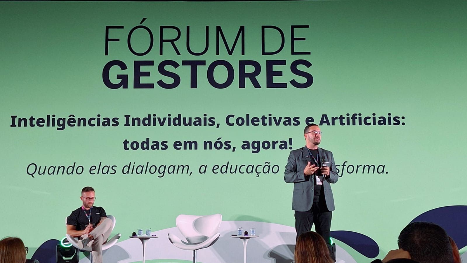 SECRETÁRIO DE EDUCAÇÃO DE POÁ PARTICIPA DA BETT BRASIL E DESTACA AVANÇOS DO MUNICÍPIO