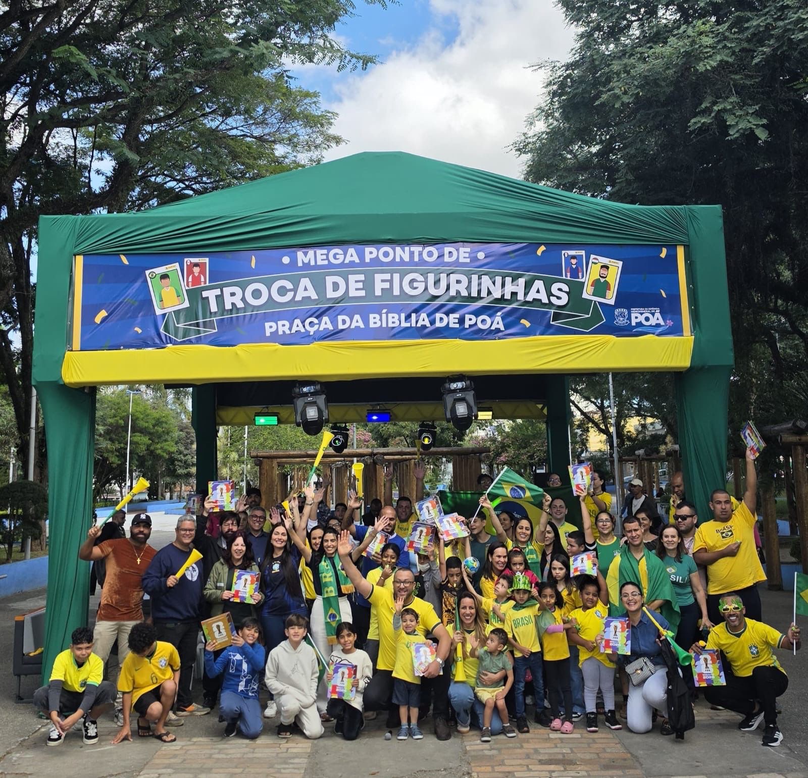 POÁ GANHA MEGA PONTO DE TROCA DE FIGURINHAS DA COPA DO MUNDO 2026