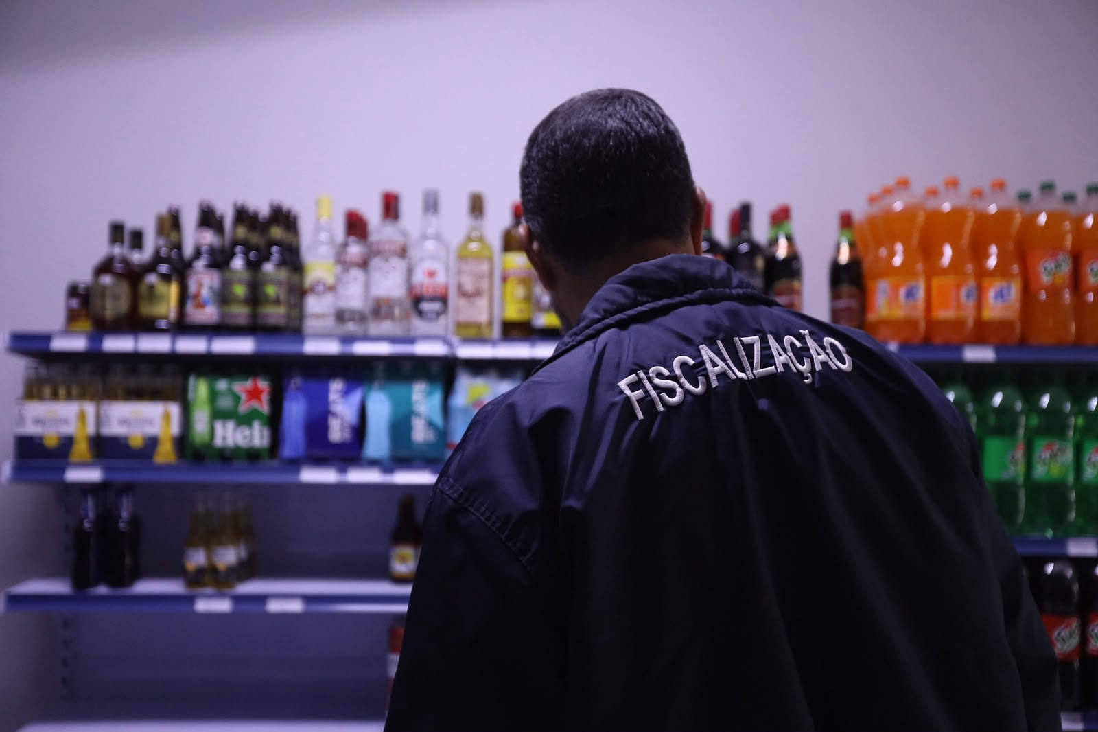 GUARAREMA REFORÇA CAMPANHA CONTRA BEBIDAS ALCOÓLICAS PARA MENORES