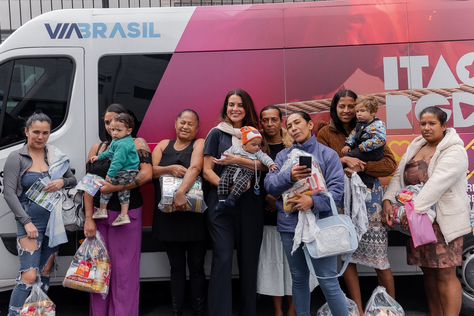 ITAQUÁ RODEIO FEST ARRECADA 70 TONELADAS DE ALIMENTOS PARA FAMÍLIAS